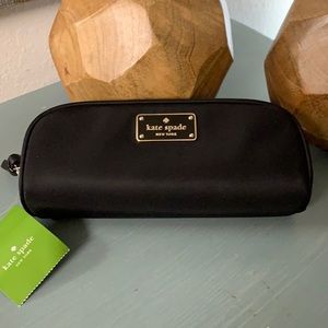 KATE SPADE accessories makeup pencil bag case. NWT